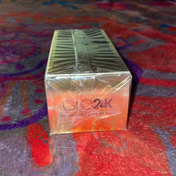 GLO24K NIB Rejuvenating 24k Eye Serum ✨Hyaluronic Acid & Vit. A,C,E 🇺🇸FLASHSALE - Picture 5 of 12